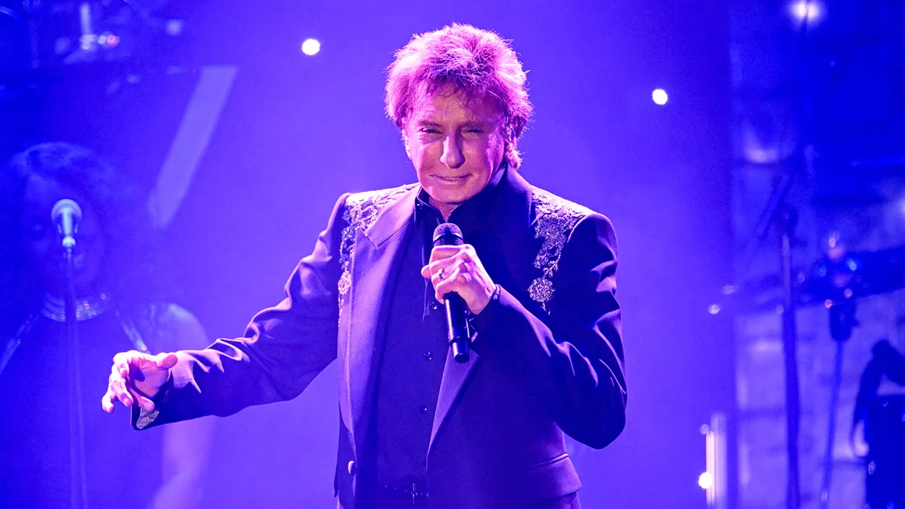Barry Manilow Reveals He Has Lung Cancer: What We Know So Far